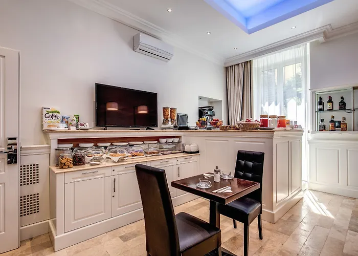 Hotel Dei Quiriti 3*